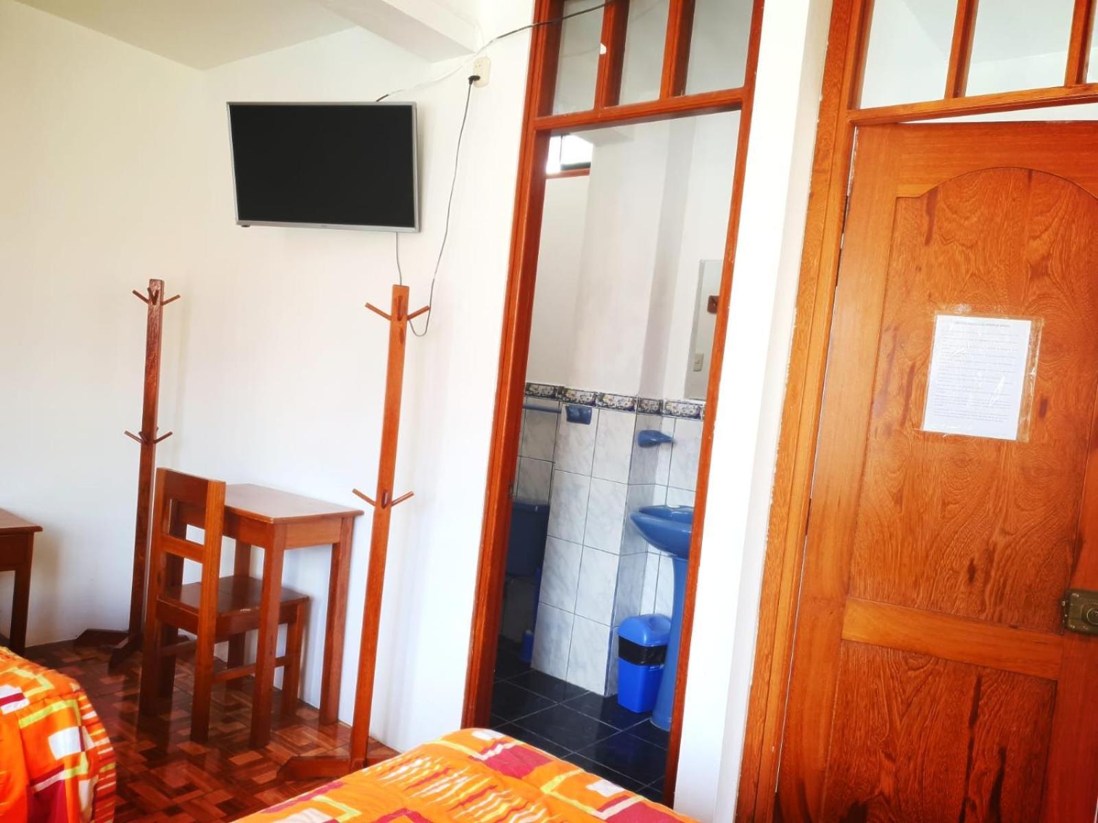 Hospedaje Olguita Oxapampa Buitenkant foto